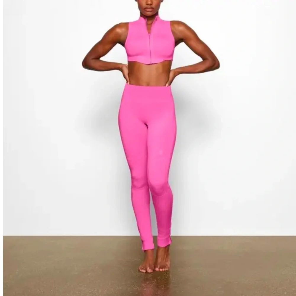 Sw8. Skims sport swim long neoprene pant TAFFY PINK small NWT💖